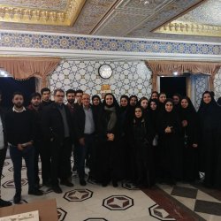 بازدید از نمایشگاه آثار برگزیده از  مسابقه طراحی موزه آستان قدس در کتابخانه حرم رضوی